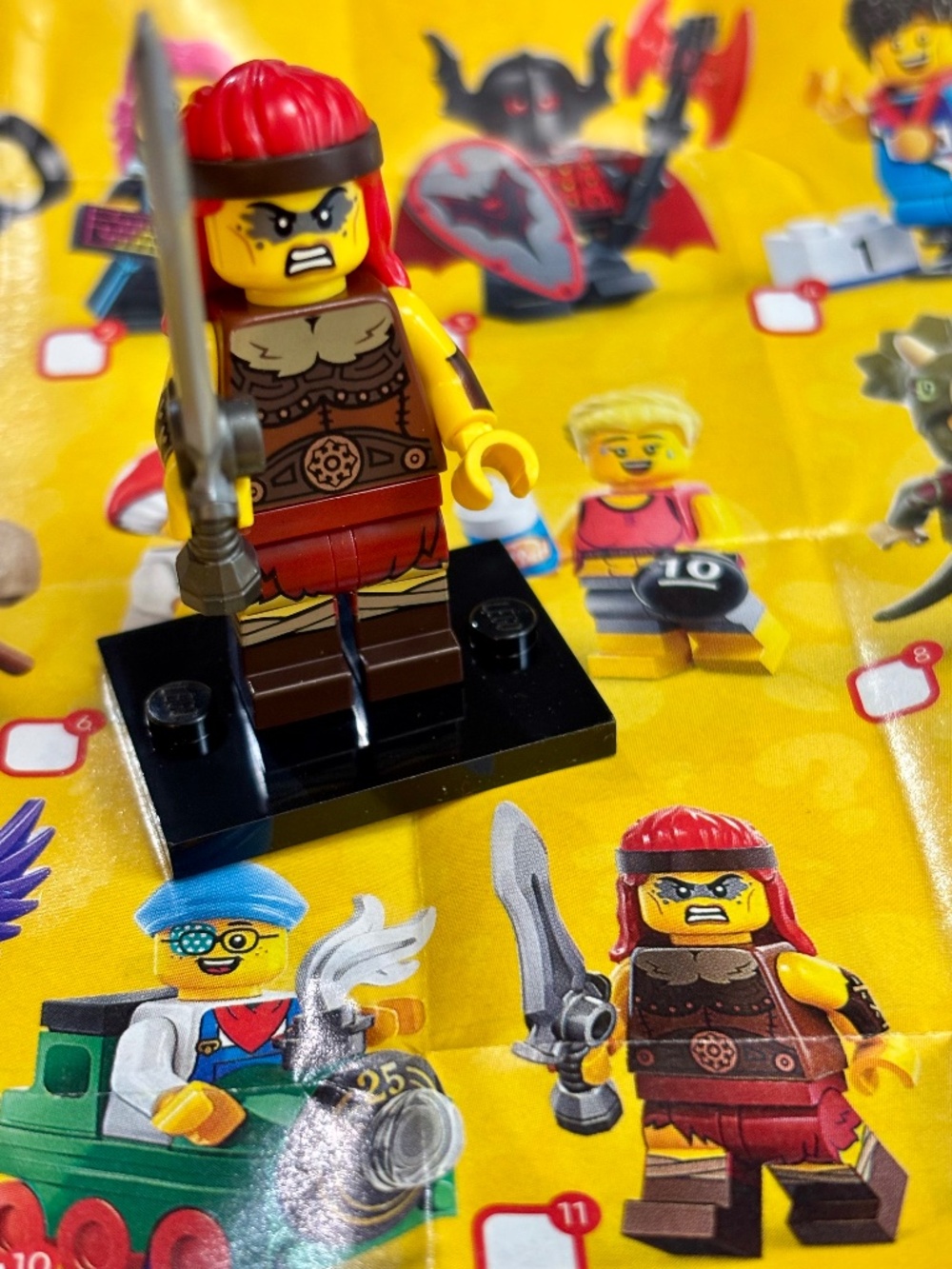 LETO SERIES 25 "Fierce Barbarian" col25-11 with Stand, Accessories & Pamphlet